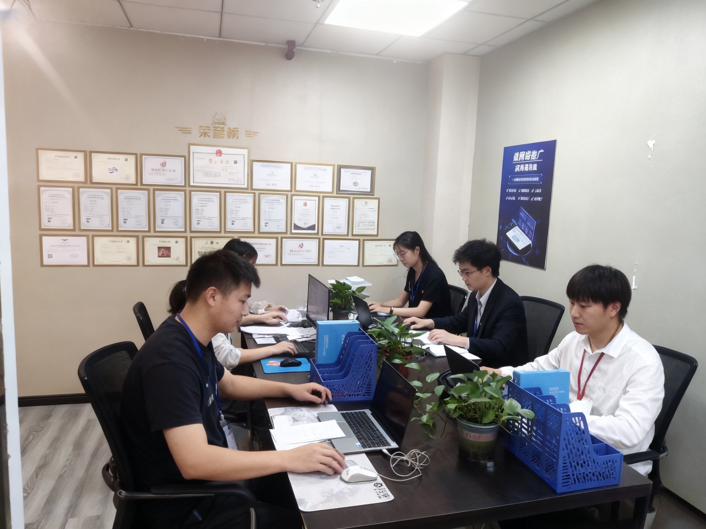 公司实拍：项目推进与讨论